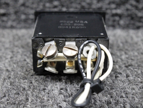 688-296 (Alt: 8941K699) Piper PA46-310P Strobe Light Rocker Switch