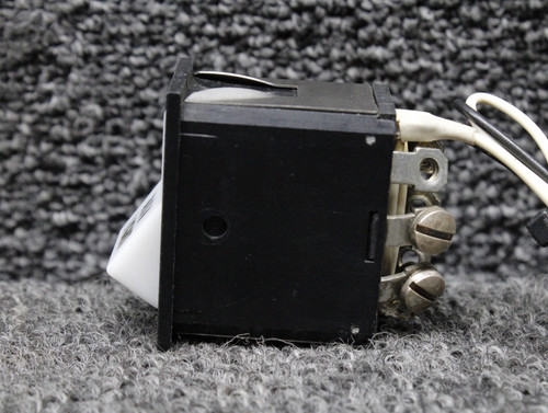 688-296 (Alt: 8941K699) Piper PA46-310P Navigation Light Rocker Switch
