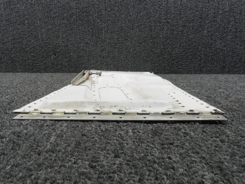 00826000-1 Cessna 320D Main Landing Gear Strut Door LH