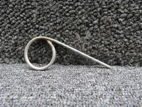 0711037-19, 0711038-1 Cessna 182H LH Cabin Door Lower Stationary Hinge