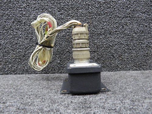 360-926-001 (Alt: 9910082-32) Gull Signal Conditioner Fuel Quantity w Connector