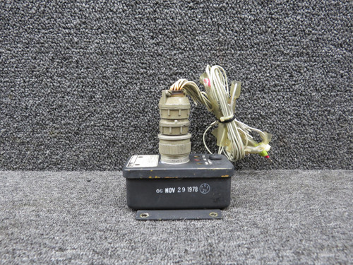 360-926-001 (Alt: 9910082-32) Gull Signal Conditioner Fuel Quantity w Connector