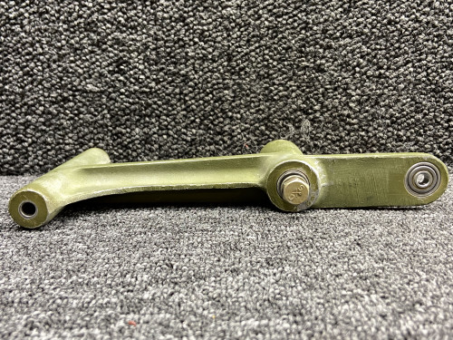 600065-001 (Casting: 4600065-5) Piper PA60-602P Forward Rudder Bellcrank