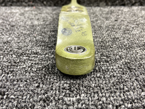 600088-001 (Casting: 3600088) Piper PA60-602P Aerostar Aileron Bellcrank Assy