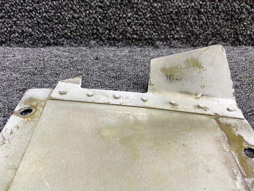 200080-027 (Alt: 200080-005) Piper PA60-602P Lower Center Wing Root Fairing LH