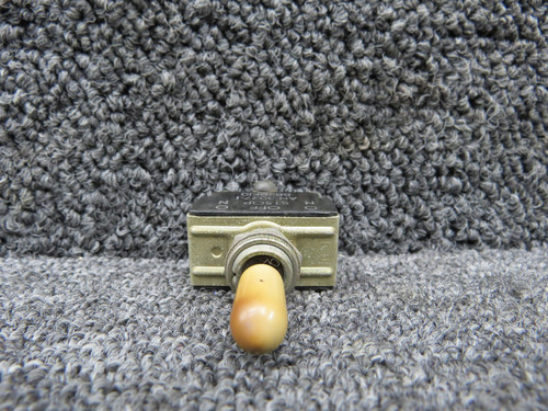 AN3027-1 (Alt: 8820K10) Cutler-Hammer Toggle Switch Assembly