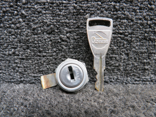 0811490-26, 0811540-3 Cessna 310Q Door Lock Cylinder Assembly with Key & Cam