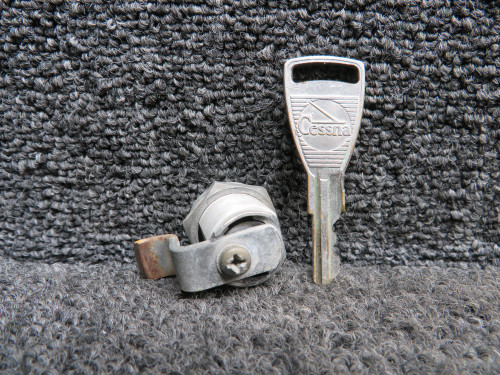 0811490-26, 0811540-3 Cessna 310Q Door Lock Cylinder Assembly with Key & Cam