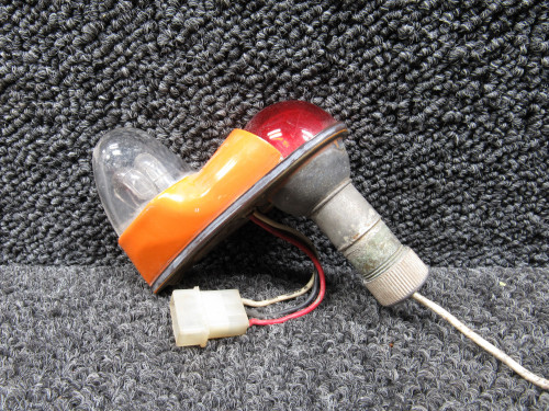 C622001-0201 Cessna 172RG Nav and Strobe Light Assembly Edge Mounted