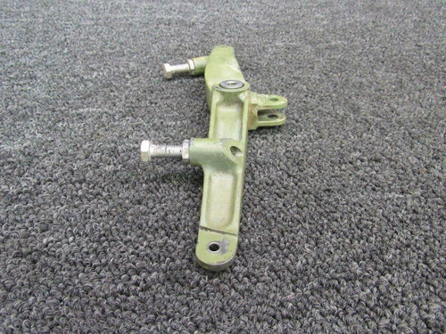 35-521158-8 (Use: 35-521158-16) Beechcraft 55 Aileron Bellcrank RH
