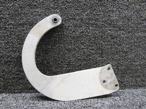 5013079-3 Cessna 401 Nose Landing Gear Door Hinge Middle Forward