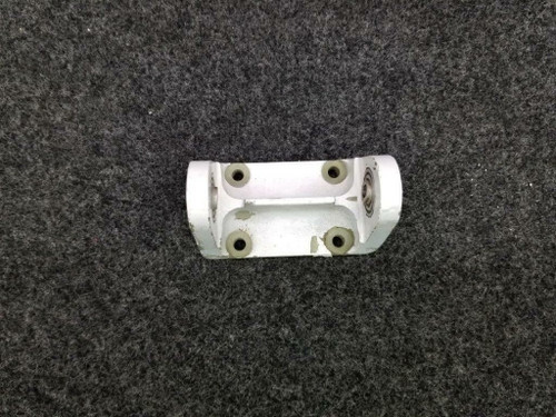 95-610012-15 (Alt: 95-610012-25) Beechcraft Elevator Hinge Assembly