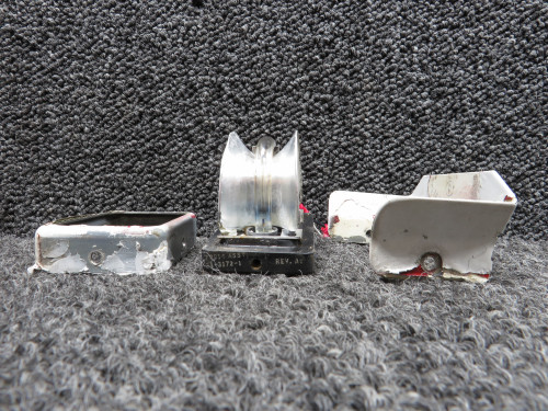 31-3172-1 Mitsubishi MU-300 Strobe Light Tube Assembly with Bracket (Less Lens)