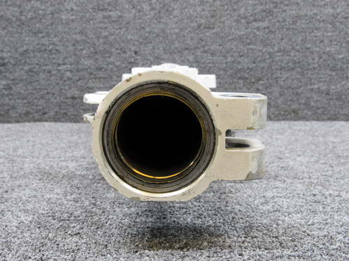 35-815246-7 Beechcraft Main Gear Cylinder RH