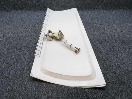99-810030-36 (Use: 99-810030-54) Beech King Air 100 Main Gear Door (Colored)