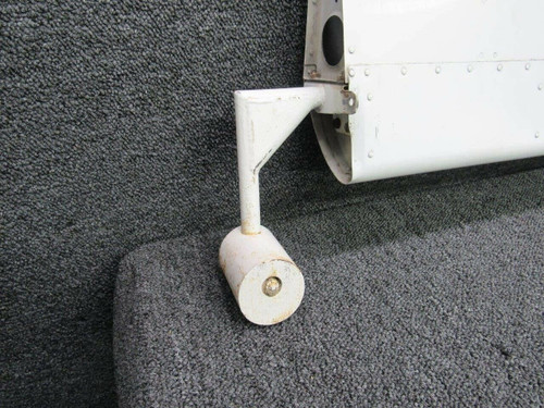 17100-000 Piper PA23-250 Aileron Assy LH