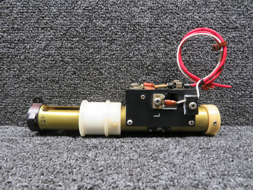 020-950-009 (Alt: 9914242-13) Gull Airborne Fuel Quantity Tank Unit