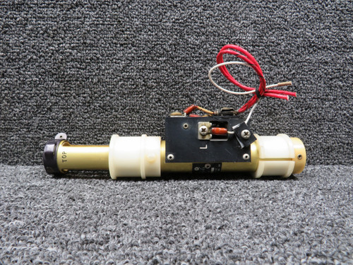 020-950-008 (Alt: 9914242-12) Gull Airborne Fuel Quantity Tank Unit