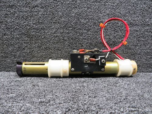 020-950-007 (Alt: 9914242-11) Gull Airborne Fuel Quantity Tank Unit