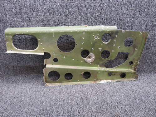 0510113-32 Cessna A185E Bulkhead Assy Front Tunnel