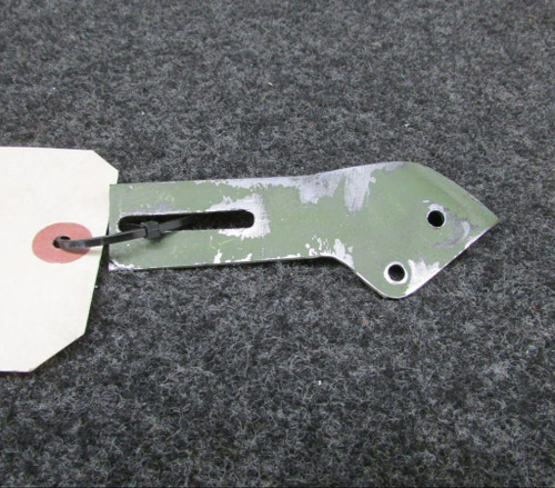 2132-B Maule M5-235C Shackle Half RH