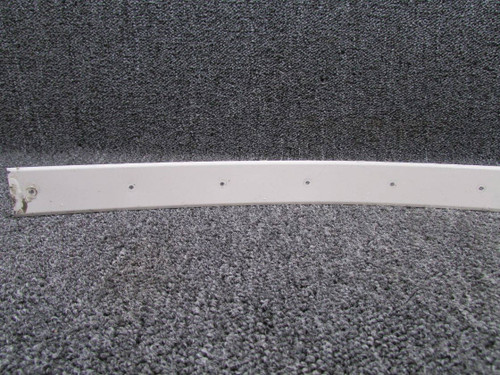 63070-007 Piper PA28-140 Trim Strip Windshield Center