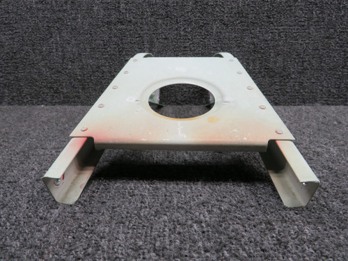 96269-000 Piper PA34-220T Cover Stabilizer Trim Mount with Bracket