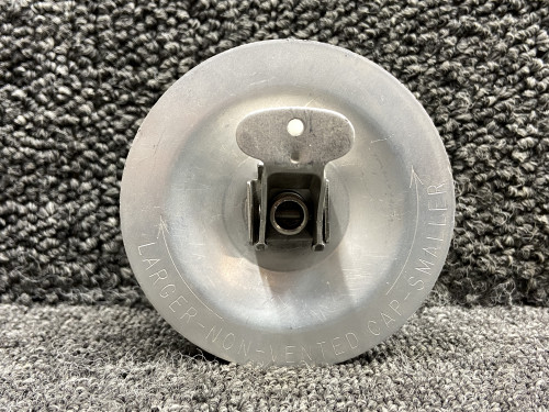 25983-000 (Use: 60751-002) Piper PA24-250 Non-Vented Fuel Cap Assembly