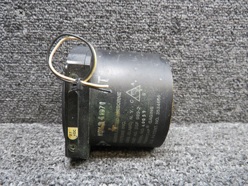 DSF989-2 Consolidated Airborne Fuel Quantity Indicator (Volts: 27)