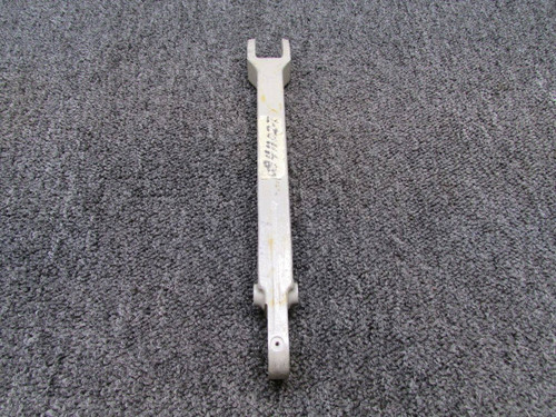 0841102-4 Cessna 310-320 Main Gear Side Link Upper (Missing Zerk Fitting)