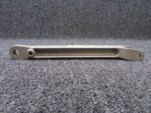 0841102-4 Cessna 310-320 Main Gear Side Link Upper (Missing Zerk Fitting)