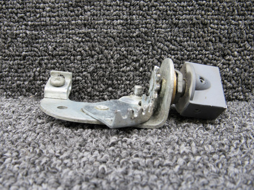 5514118-22 Cessna Citation S550 Rain Removal Control Assembly RH