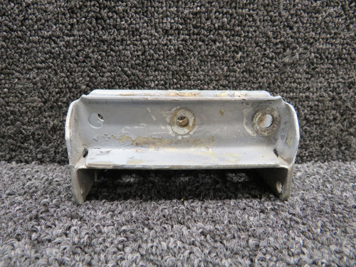 50-130021 Beechcraft King Air C90 Middle Aileron Hinge Assembly