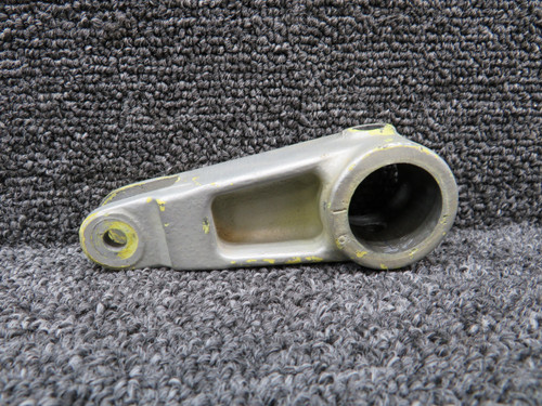 35-825054-9 (Cast: 35-825054) Beechcraft King Air C90 Nose Steering Torque Arm
