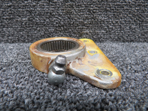 50-820068, 50-820078-3, 50-810122-1 Beech King Air C90 Gear Retract Joint Assy