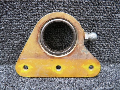 50-820068, 50-820078-3, 50-810122-1 Beech King Air C90 Gear Retract Joint Assy