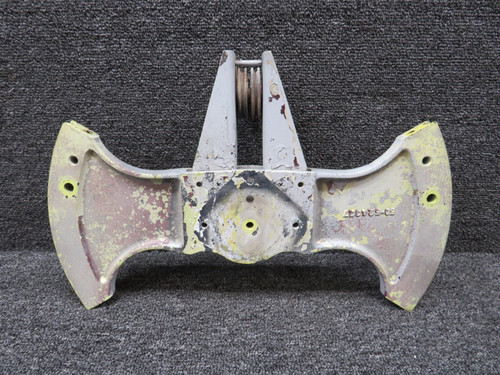 50-524327-1 (Cast: 50-524327) Beechcraft King Air C90 Rudder Bellcrank Assembly