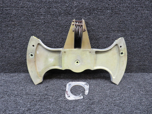 50-524327-1 (Cast: 50-524327) Beechcraft King Air C90 Rudder Bellcrank Assembly