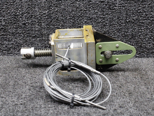 51288-008 Piper PA-31T Elevator Trim Tab Screw Assembly RH