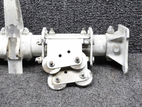 45982-003, 40006-004 Piper PA-31T Elevator Torque Tube and Horn Assembly