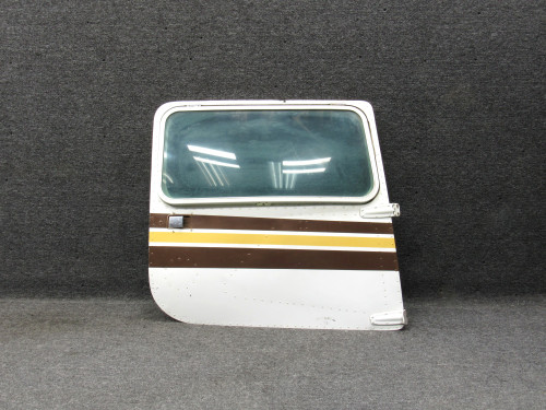 0417008-34 Cessna 152 RH Cabin Door Assembly