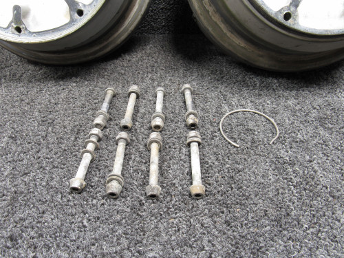 9544455 Goodyear 24x7.7 Main Wheel Assembly