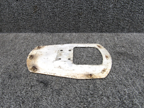 0741046-7 Cessna 182N Mounting Plate LH