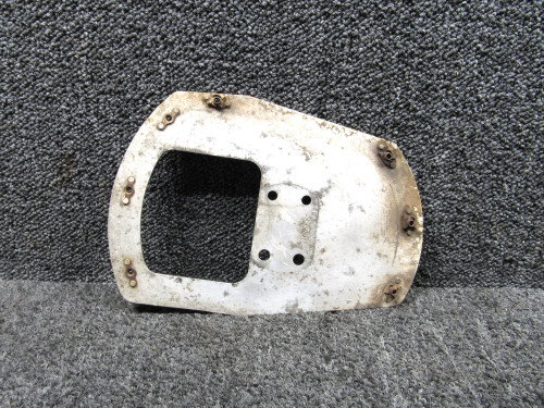 0741046-7 Cessna 182N Mounting Plate LH