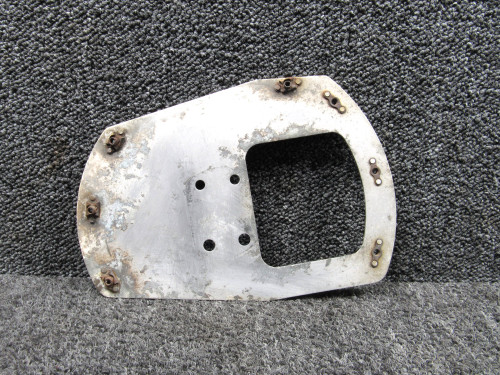 0741046-8 Cessna 182N Mounting Plate RH