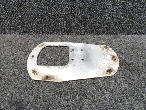 0741046-8 Cessna 182N Mounting Plate RH