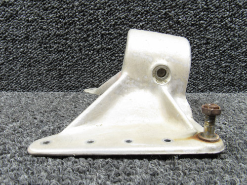 0543013-1 (Cast: 0543013-497) Cessna 172 Upper Nose Gear Fitting Assy