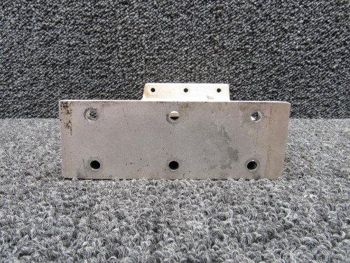 0541122-2 Cessna 172 Main Landing Gear Support RH Inboard