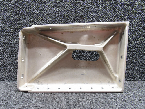 0541122-2 Cessna 172 Main Landing Gear Support RH Inboard