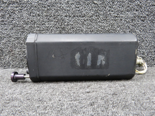 504-0017-921 Castleberry Instruments Inc 510-8D Attitude Gyro Indicator (28V)